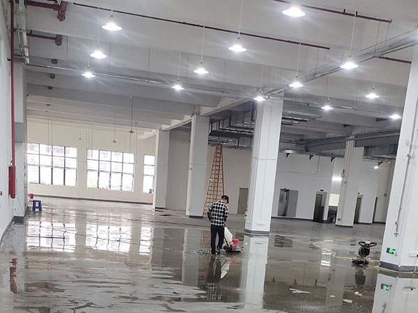 车间洗地打蜡