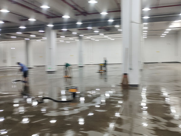 车间洗地打蜡